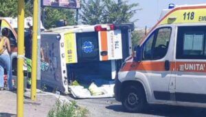 Incidente ambulanza roma