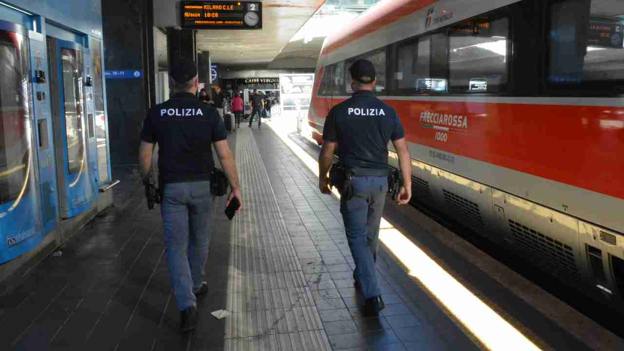 Polizia sui binari di Termini