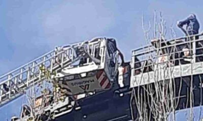 Pompieri salvano utenti bloccati sulla montagna russa a Zoomarine