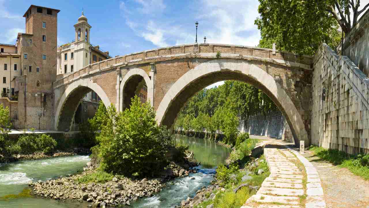 Ponte Fabricio - www.ilcorrieredellacittà.com