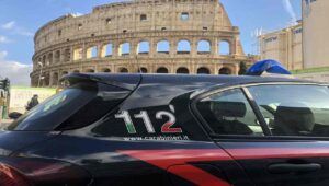 Vittima di un'aggressione in piena regola una turista scozzese che stava fotografando un tramonto: ladro acciuffato dai carabinieri