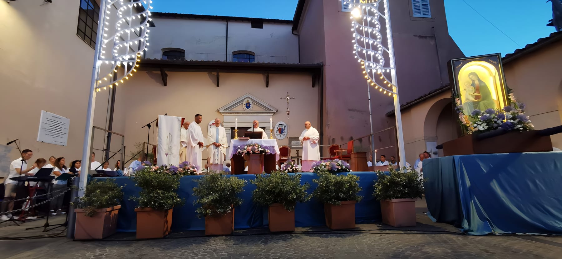 Messa presieduta dal Vescovo della Diocesi Velletri-Segni-Foto a cura di Damiana Pelagatti