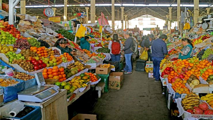 Mercado Central de San Pedro - cusco