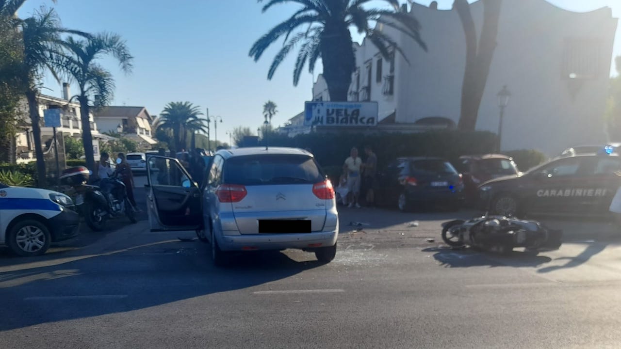 incidente Lungomare Tor San Lorenzo