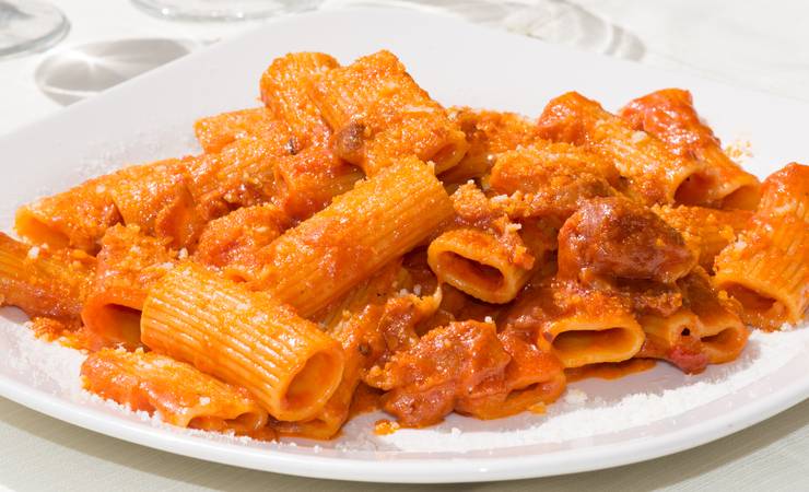 pasta alla zozzona