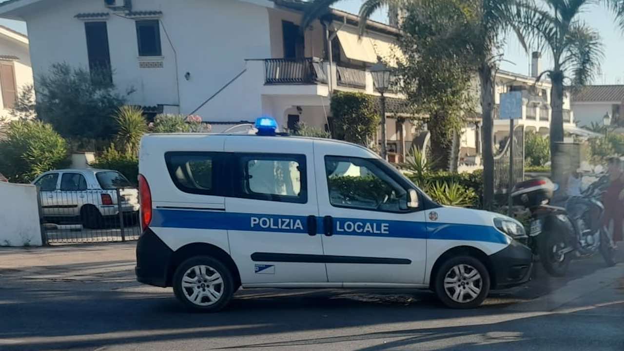 incidente Lungomare Tor San Lorenzo