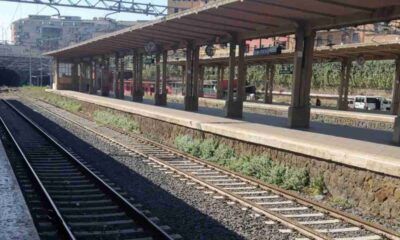 Banchina stazione Roma Porta San Paolo - Roma-Lido