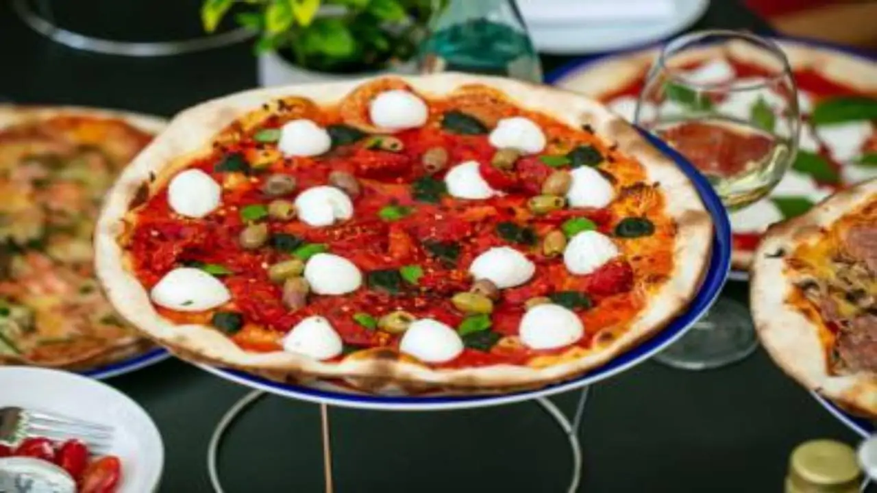 Pizza Bufalina Briatore