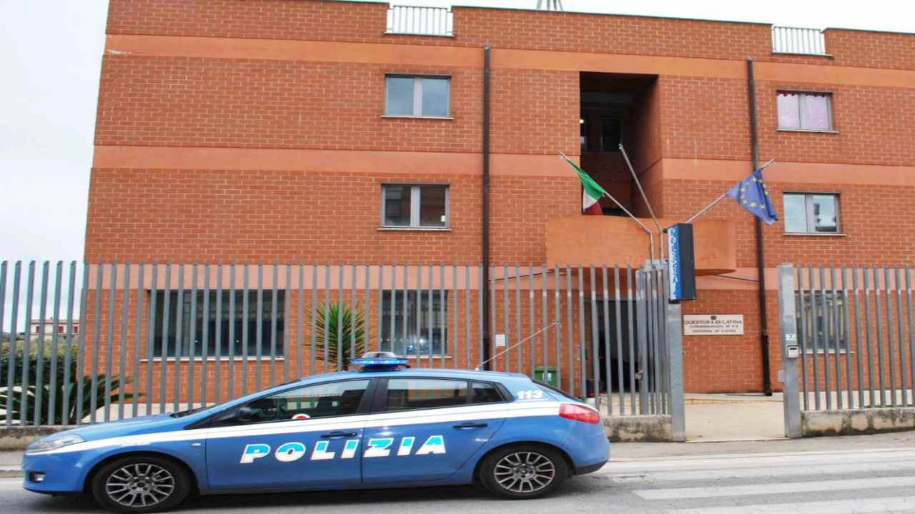 Un cittadino algerino è stato arrestato dopo maltrattamenti e stalking nei confronti della moglie. Ora è in carcere a Latina.