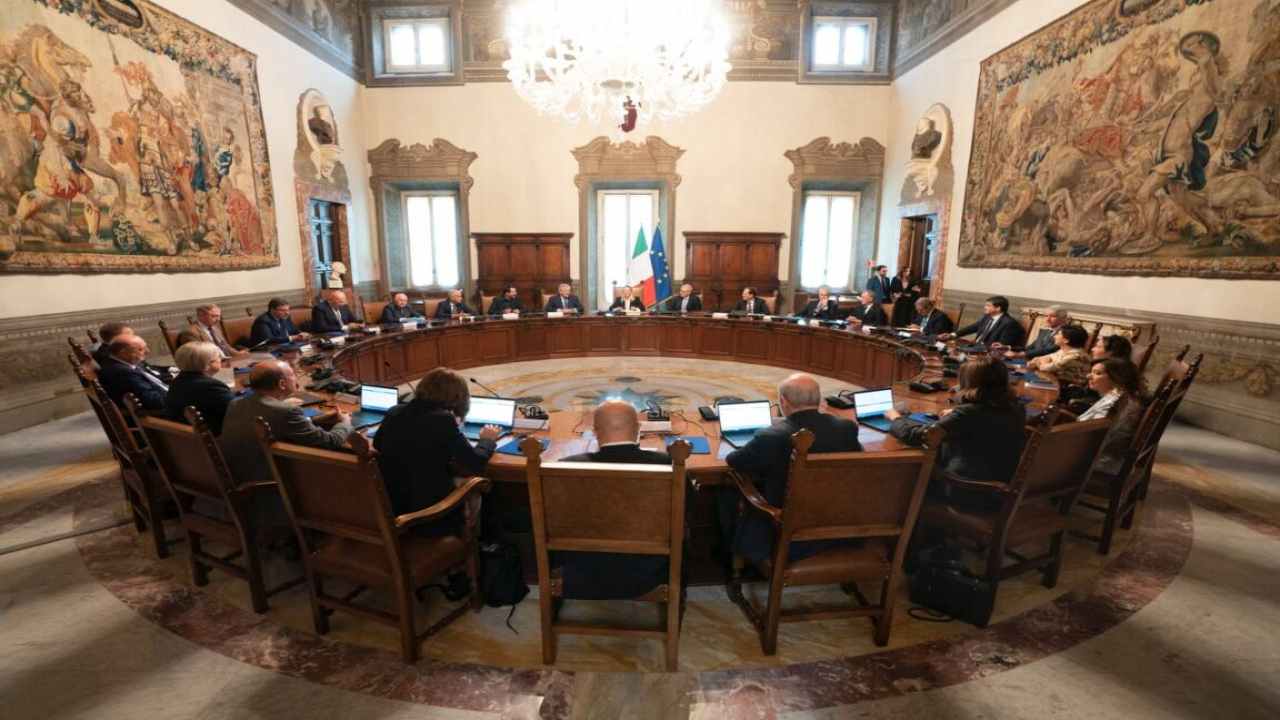 La composizione della legge di bilancio 2024. Sarà quasi totalmente in deficit e ci avvicina pericolosamente al limite del 3 percento.