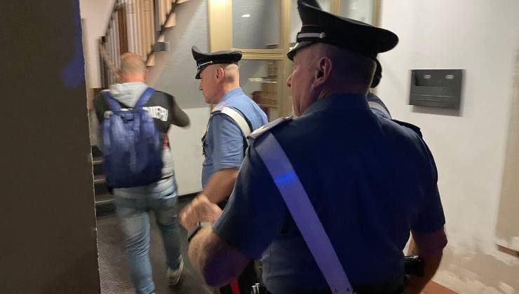 Azione muscolare dei Carabinieri presso il quartiere, con controlli sugli occupanti abusivi e sei arresti per spaccio.