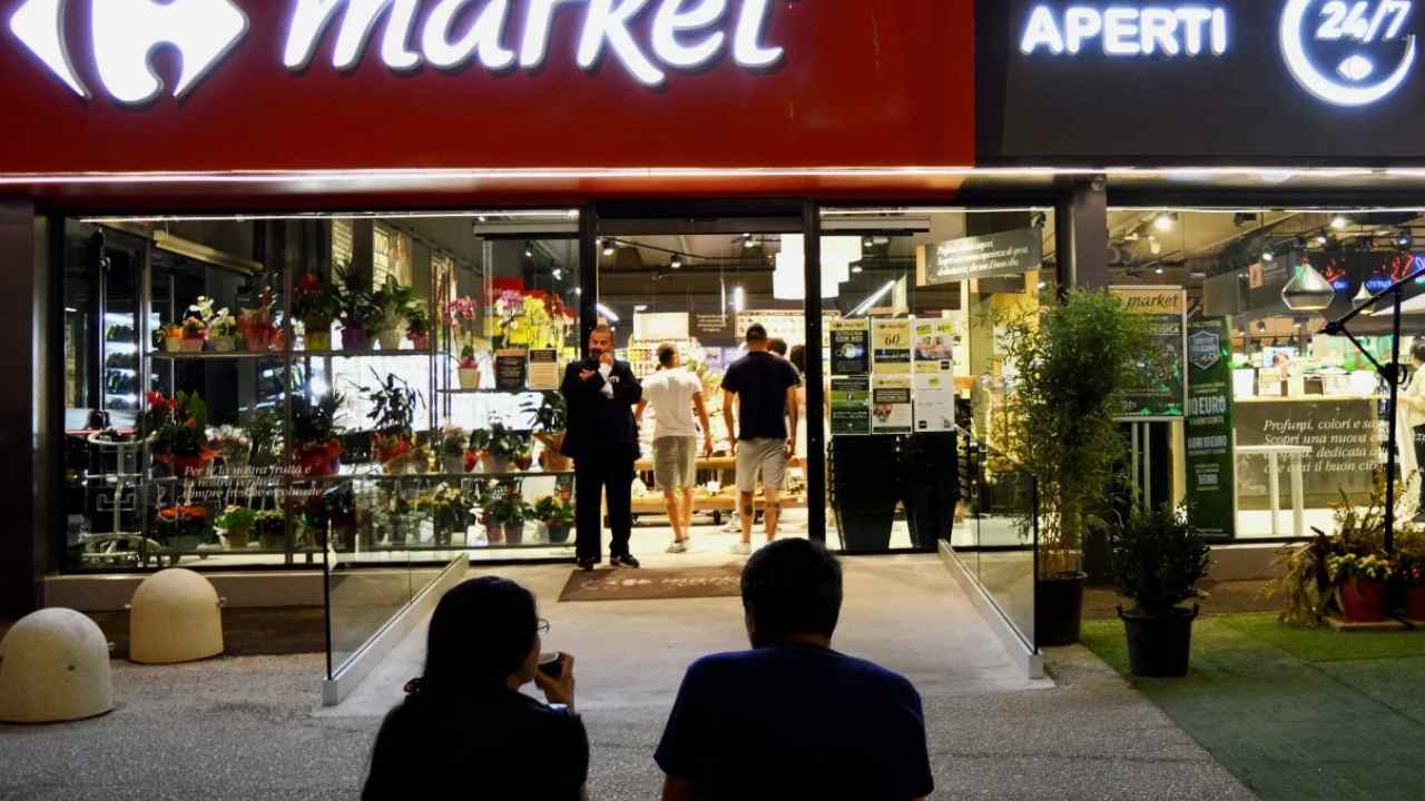 Supermercati aperti di notte Roma