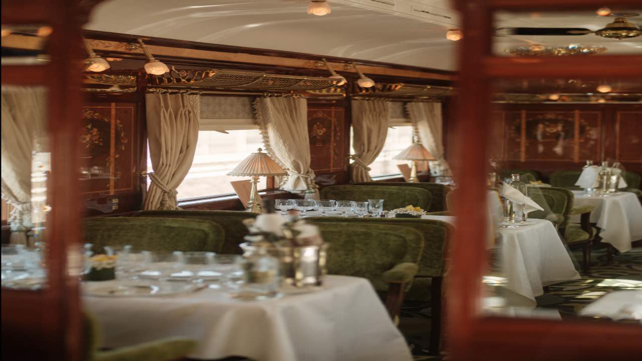 Tratta Roma-Parigi, lo straordinario viaggio sul treno Venice Simplon Orient Express: si parte il 3 maggio 2024