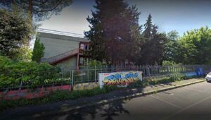 Roma, Colli Aniene: bambina di 11 anni investita sulle strisce davanti alla scuola, trasportata in codice arancione all'Umberto I