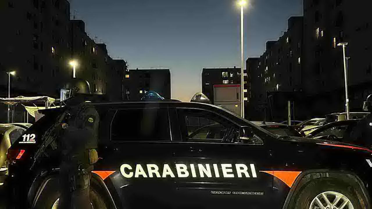 blitz forze dell'ordine armi droga roma