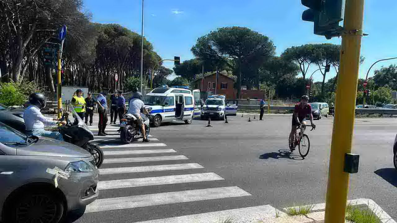 Positivo al narco test il responsabile dell'omicidio stradale di due giorni fa sulla Cristoforo Colombo. Indaga il X gruppo Mare.