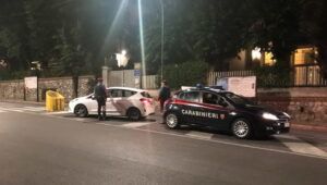 ruba furgone inseguito dai carabinieri