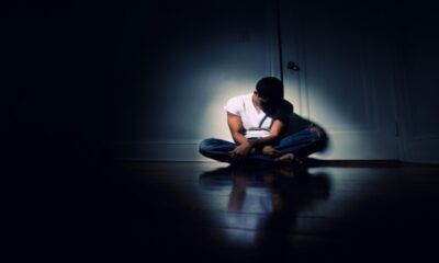 Il fenomeno degli Hikikomori in Italia: la storia di Angelo, da un rimprovero scolastico all'isolamento più nero