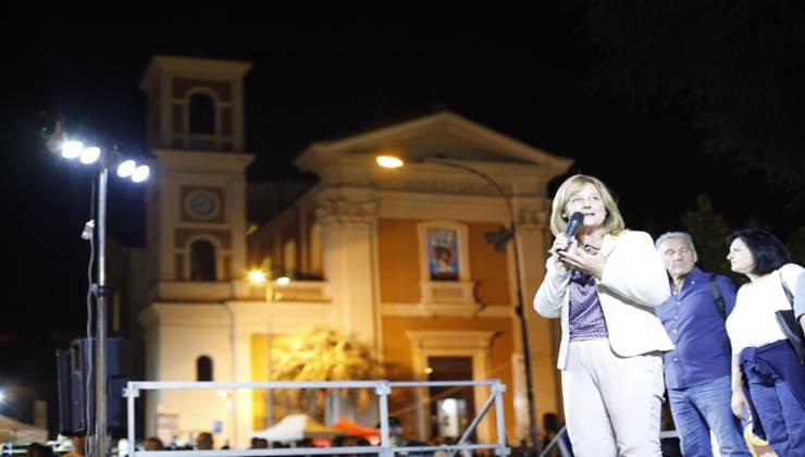 Grande successo per la Notte Bianca di Ciampino. Oltre 12mila persone hanno invaso la città. Esulta il sindaco.