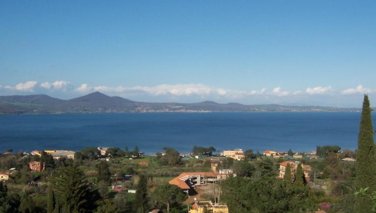 Quanto è profondo il lago di bracciano