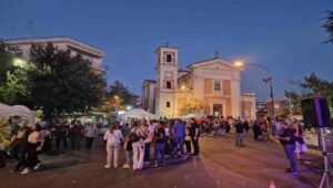 Grande successo per la Notte Bianca di Ciampino. Oltre 12mila persone hanno invaso la città. Esulta il sindaco.