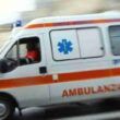 si lancia dall'ambulanza in corsa
