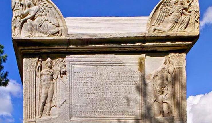 Incisione sulla Tomba di Nerone