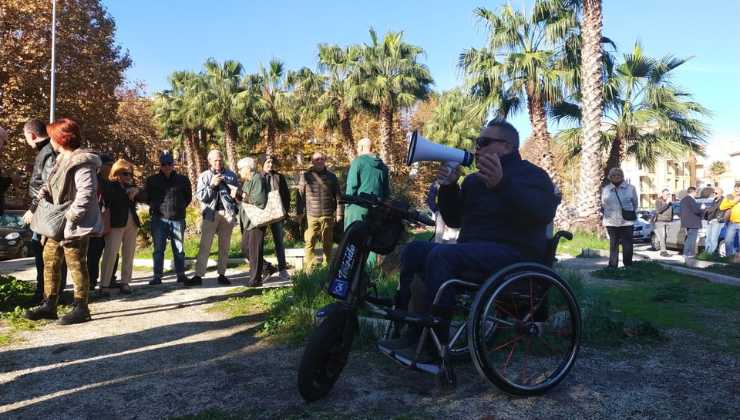 Sit-in Centrodestra sotto il X Municipio