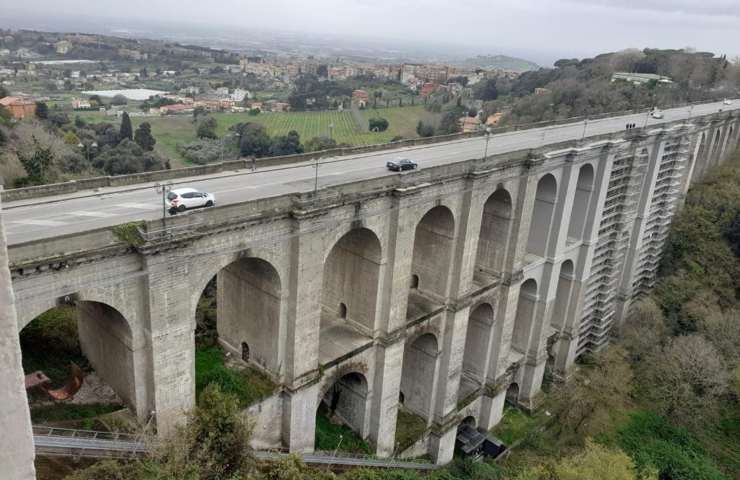 Ponte di ariccia