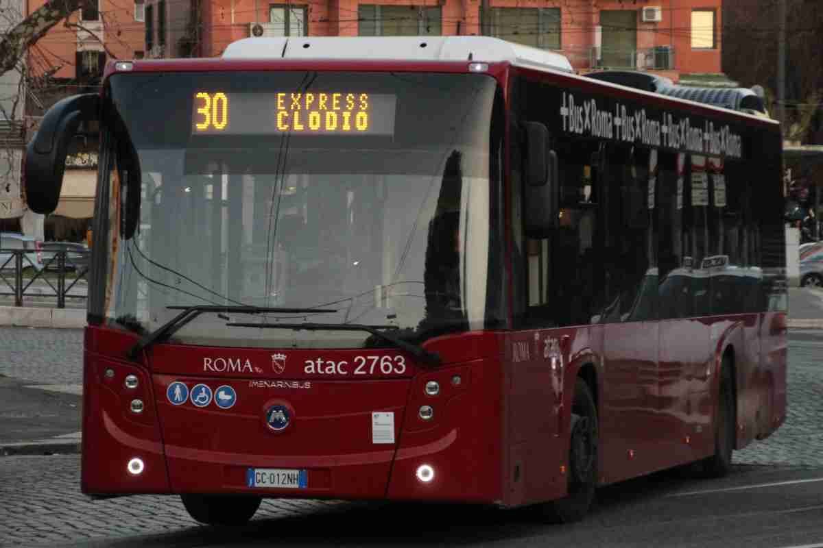 Autobus 30 dell'Atac