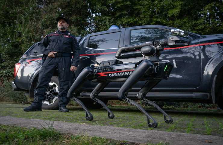 L'Arma dei carabinieri ha adottato Saetta, il primo cane robot per le missioni speciali - www.IlCorrieredellacittà.com