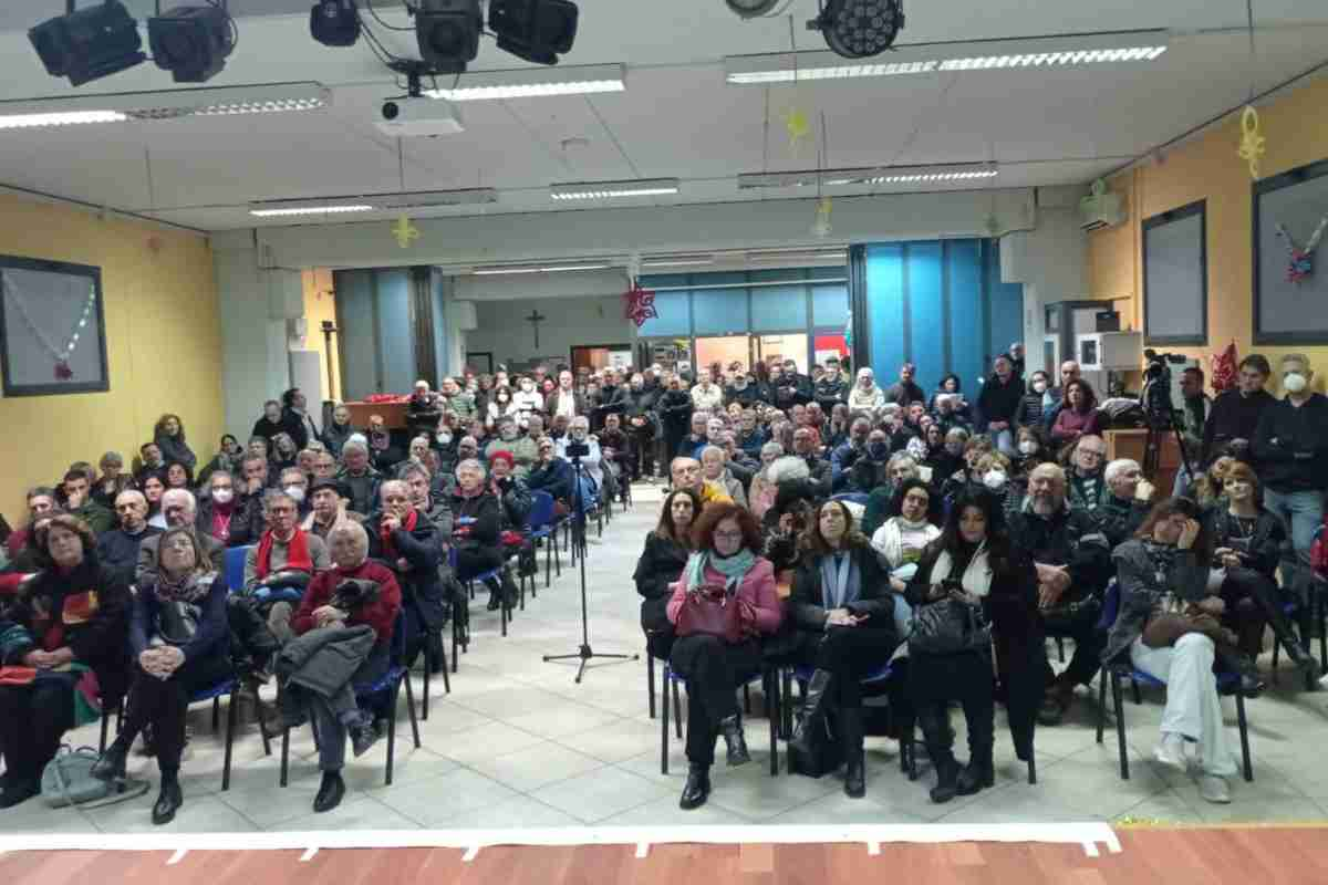 Assemblea a Cecchina contro l'inceneritore di Roma