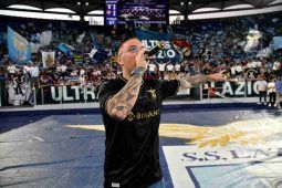 Briga canta allo Stadio Olimpico