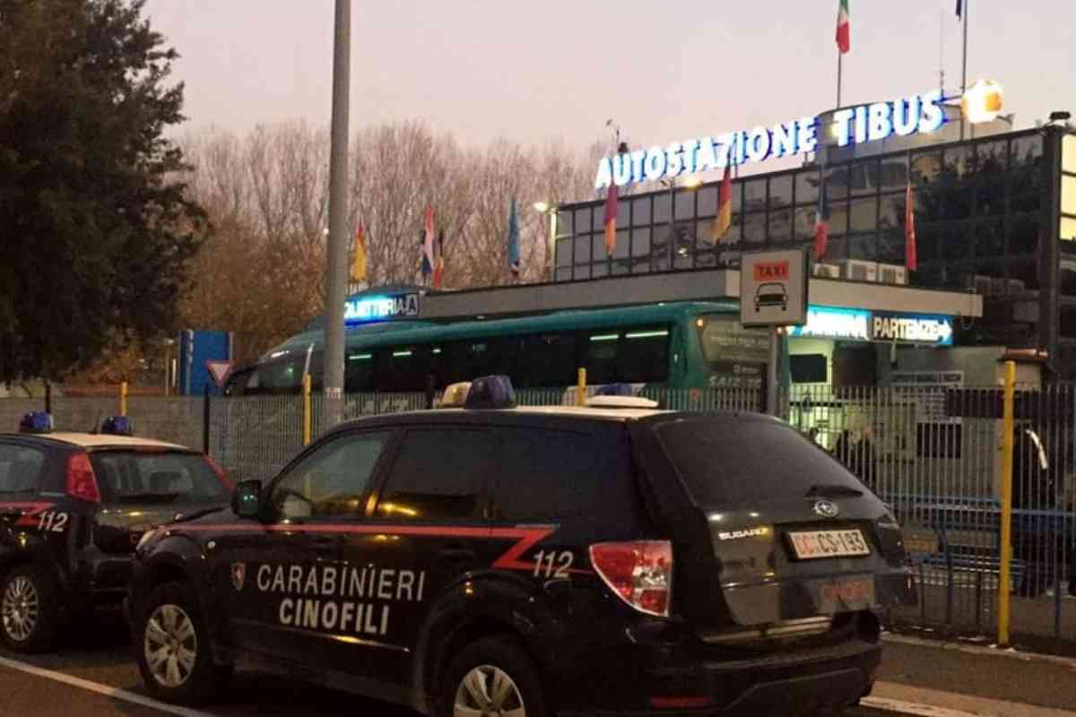 Carabinieri al Tibus di Roma