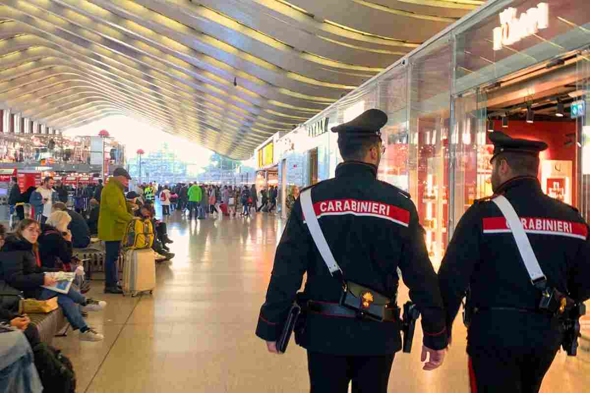 Carabinieri alla Stazione Termini