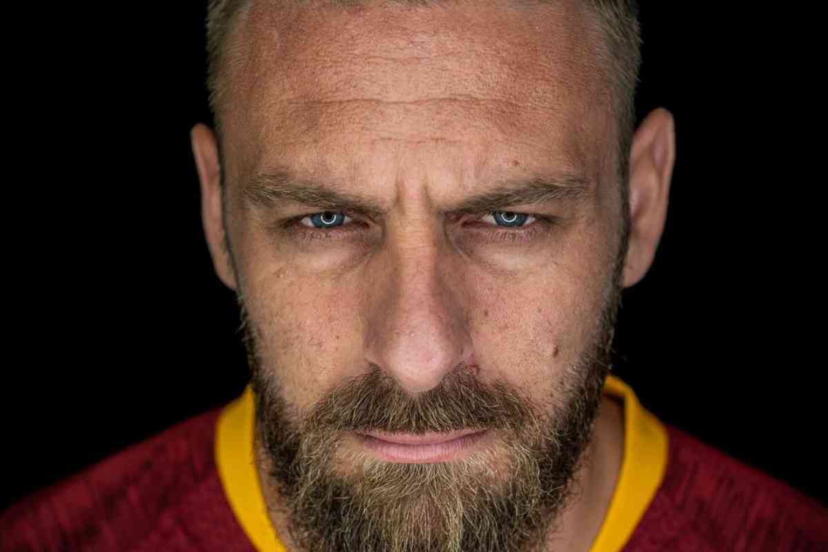 Daniele De Rossi con la maglia della Roma