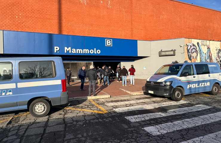 Polizia metro Ponte Mammolo San Basilio