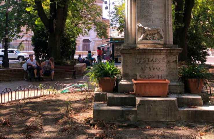 Giardini-di-Piazza-Santa-Maria-Liberatrice dove mangiare a Testaccio