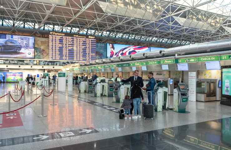 L'interno dell'aeroporto di Roma Fiumicino