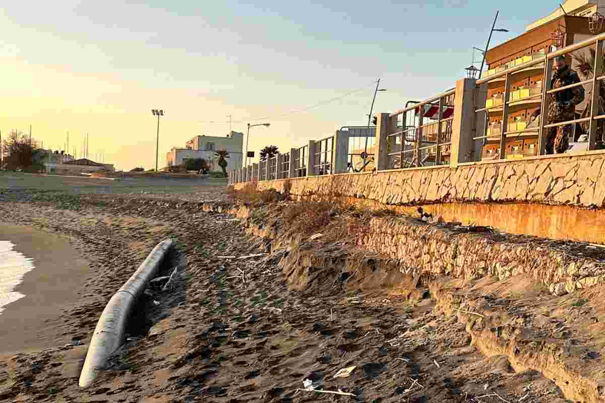 Muro a rischio crollo sul lungomare di Ostia