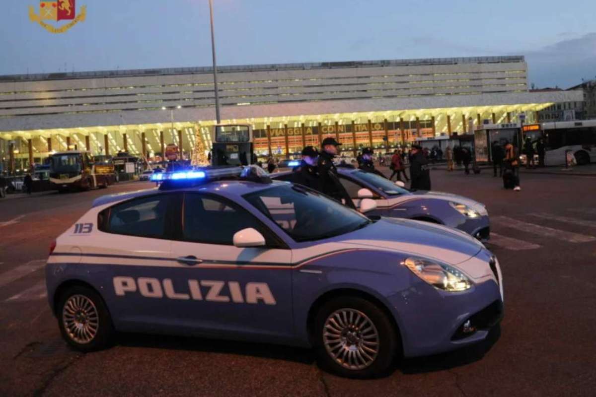 Una pattuglia della polizia