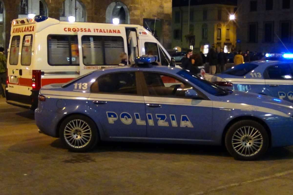 Polizia ambulanza per spari a Roma Casilina