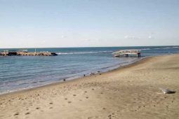 Spiaggia libera di Ostia Ponente