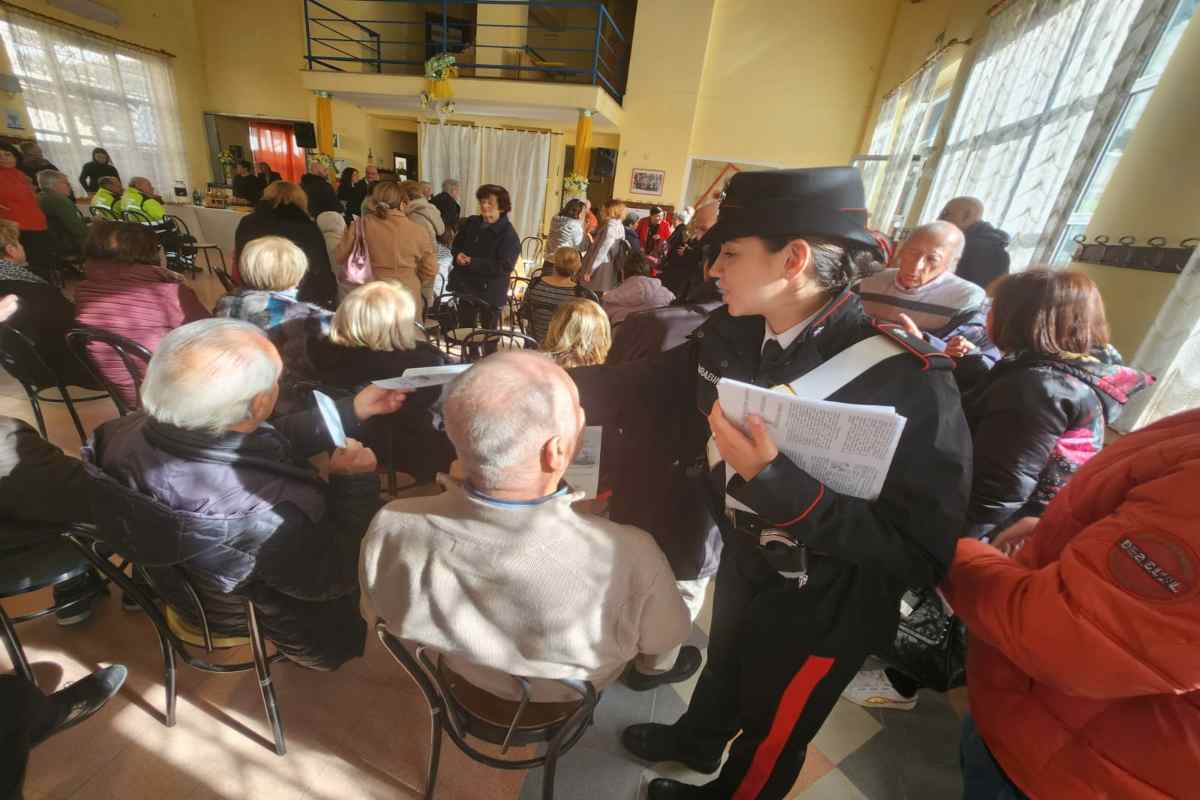 Una giornata di sensibilizzazione a Valmontone. Gli ospiti del Centro sociale “Dott. Paolo Brizzi hanno appreso le principali tecniche con cui i truffatori puntano a raggirare gli anziani per truffarli - www.IlCorrieredellacittà.com