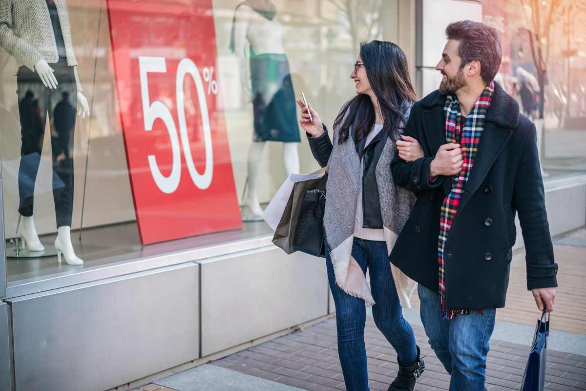 Quando finiscono i saldi invernali 2025? Date regione per regione