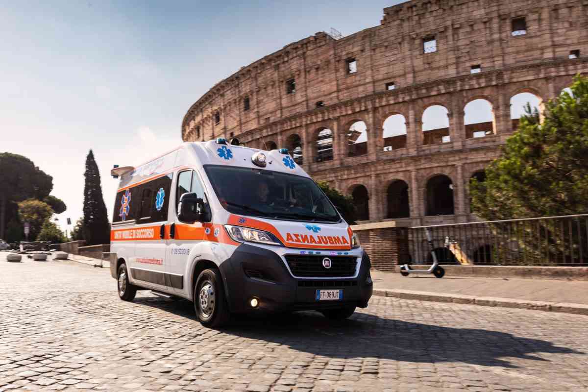 Ambulanza a Roma