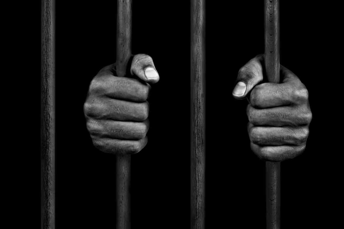Roma, droga e cellulari dentro il carcere di Regina Coeli: la denuncia della Polizia Penitenziaria