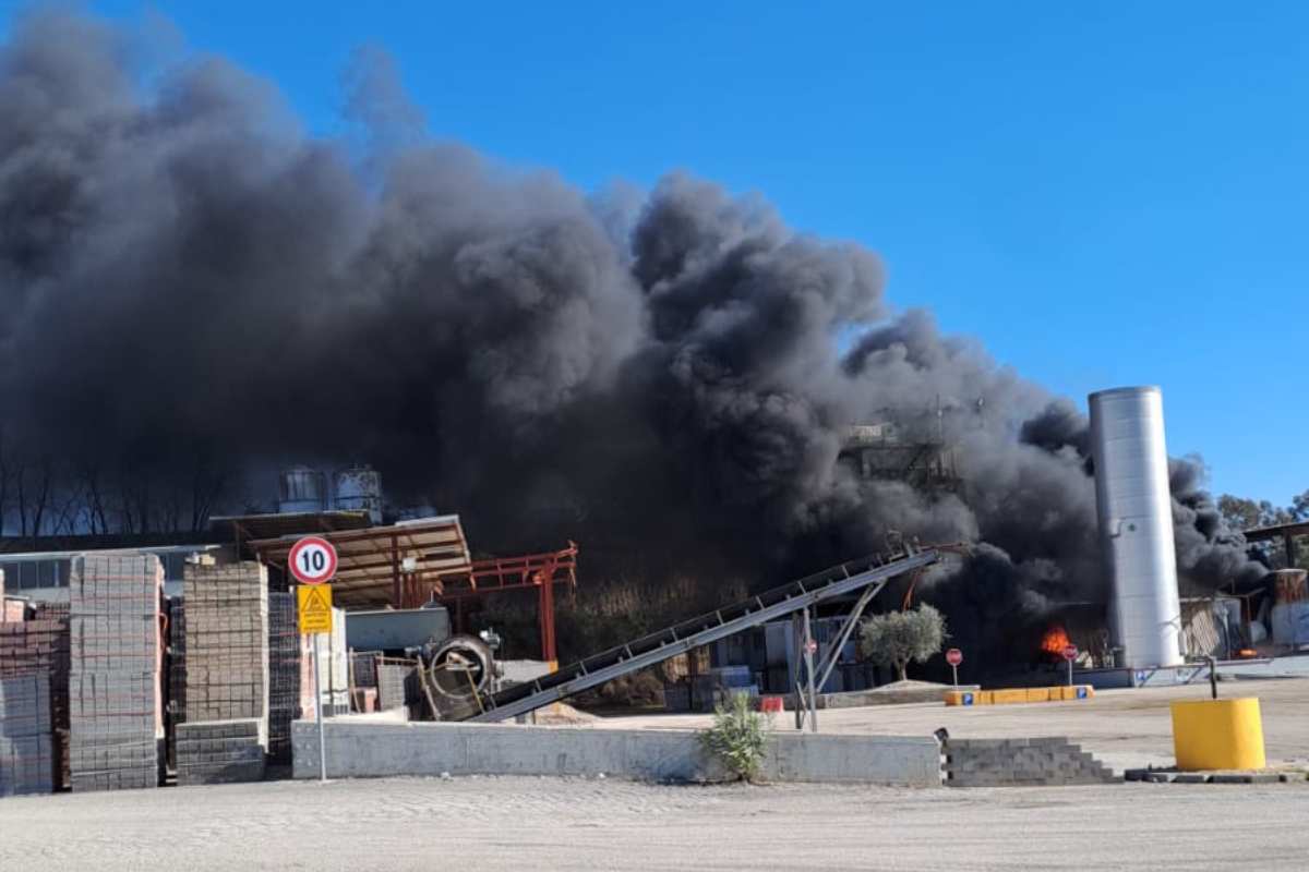 Incendio Pontina oggi azienda