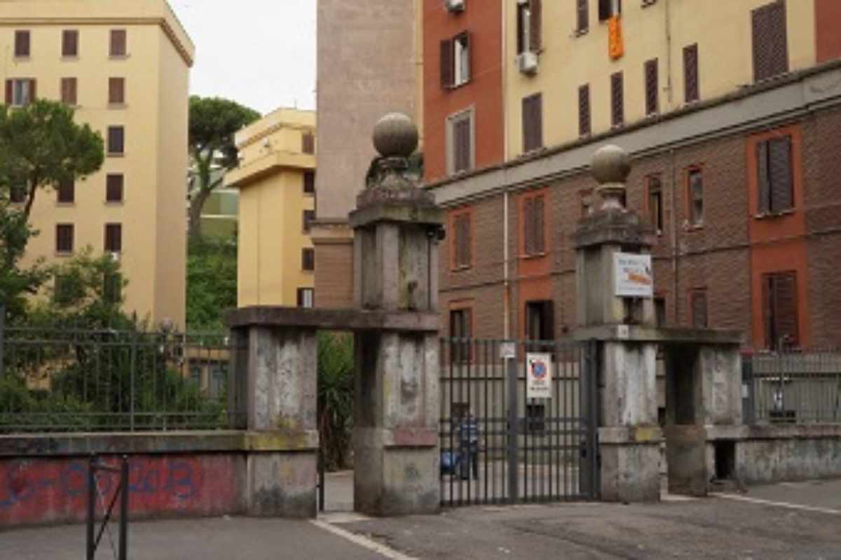 via di donna olimpia 30
