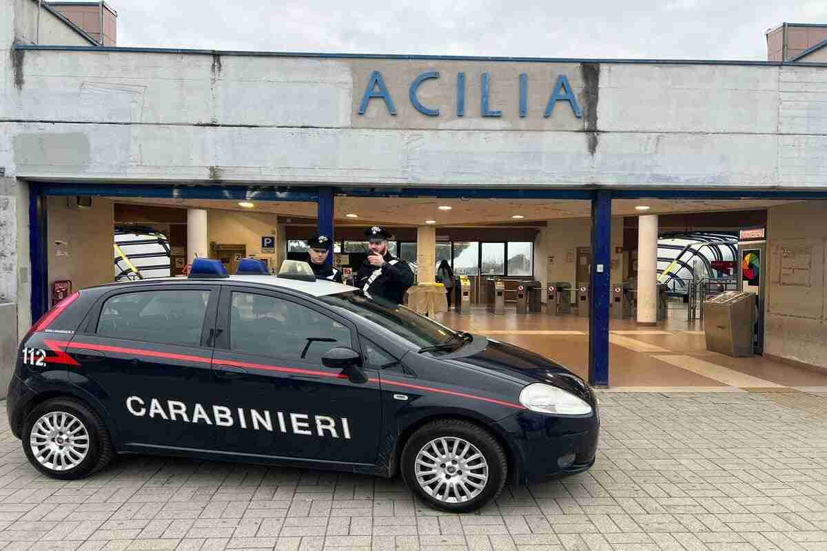 Carabinieri ad Acilia